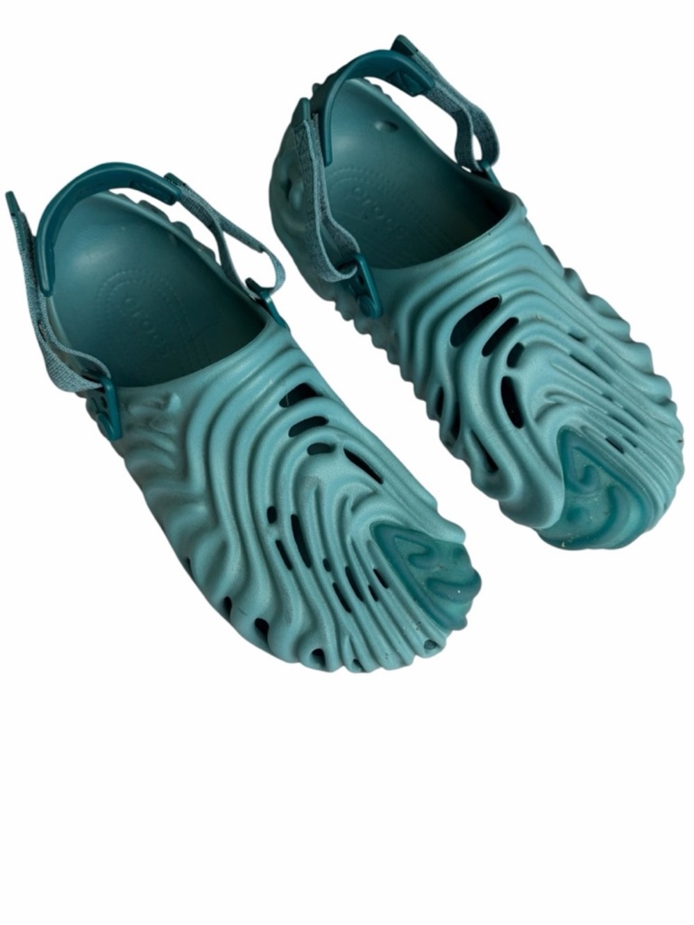 CROCS Wave-Textured Clog in Teal